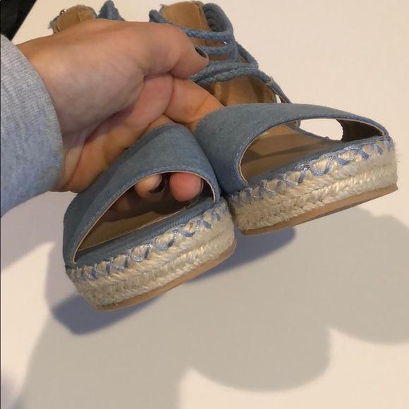 Steve Madden Youth wedge Sandals - Picture 3 of 4